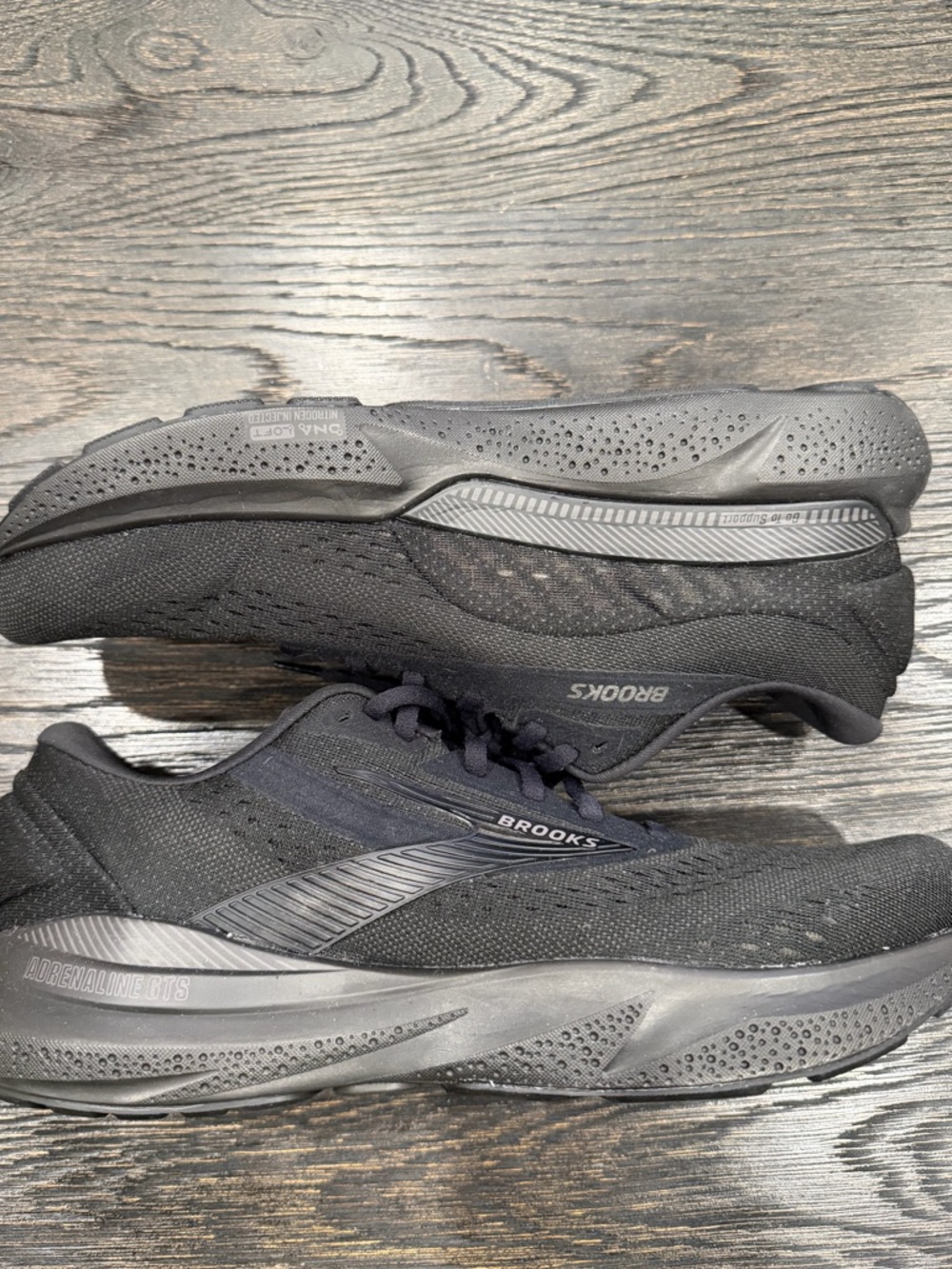 Adrenaline GTS 25 Running Shoe (Men) size 10.5 - new